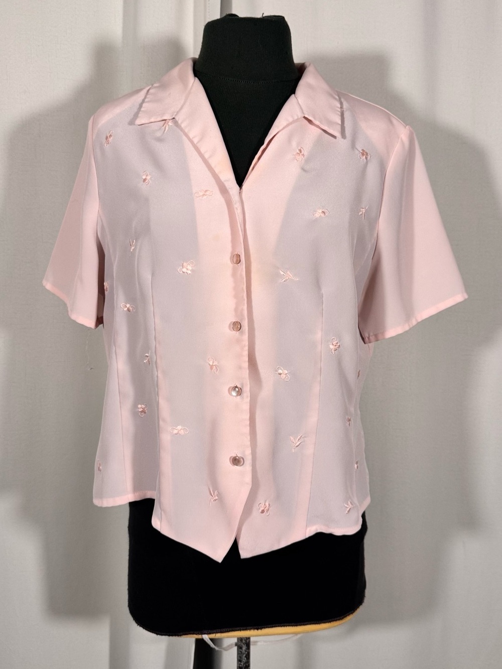 Vintage Pastel Pink Embroidered Button Front Blouse